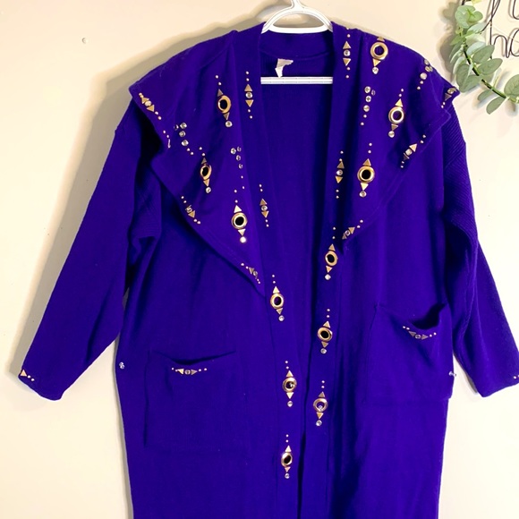 Epic 1980’s Glamour Sweater - Picture 2 of 4